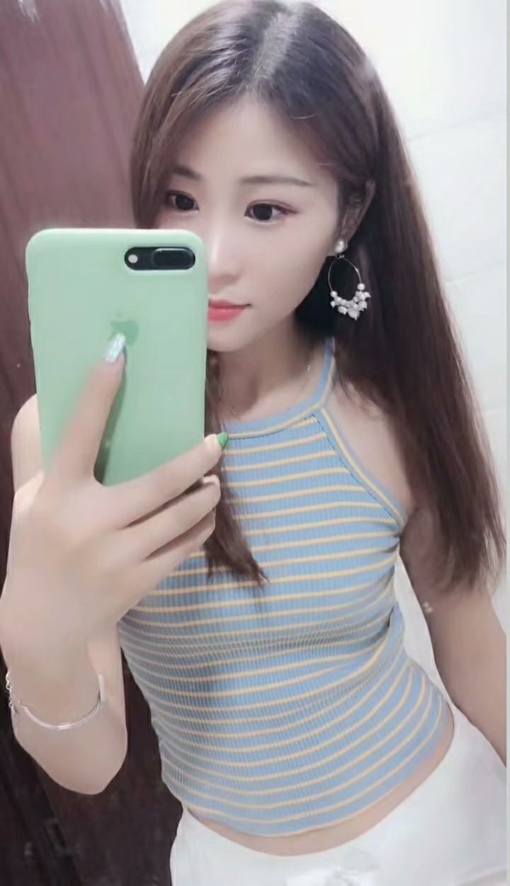 乌市性价比极高的兼职美女